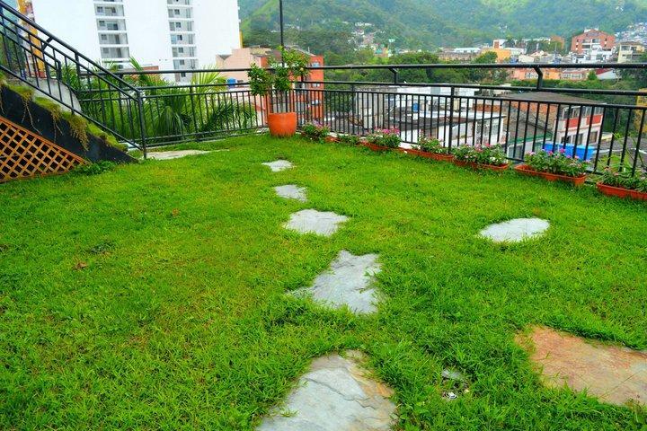 Casa Morales Hotel Internacional Y Centro De Convenciones Ibagué Kültér fotó A rooftop garden in Kathmandu, Nepal