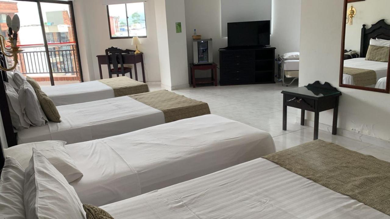 Casa Morales Hotel Internacional Y Centro De Convenciones Ibagué Kültér fotó